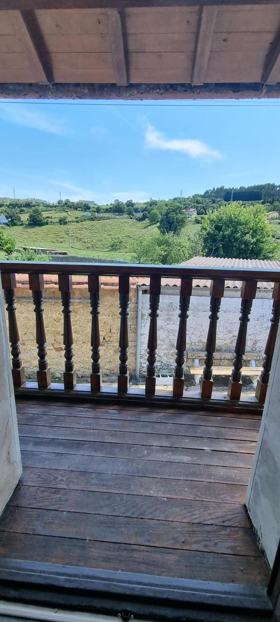 El Balcon De Valles Reocín Exteriör bild
